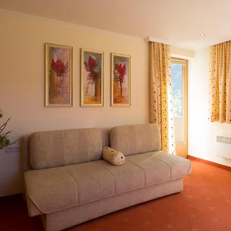 Affittacamere Zauser 4*