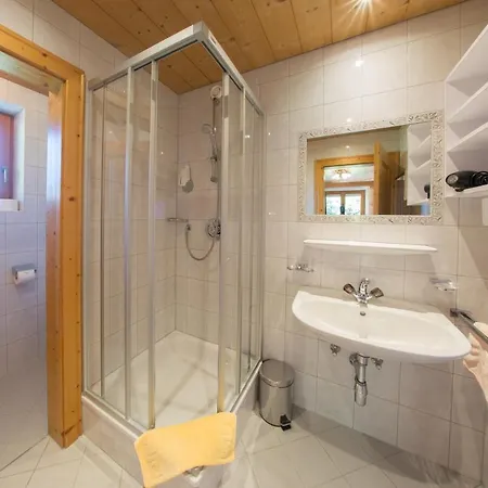 Landhaus Zauser Pensionat 4*