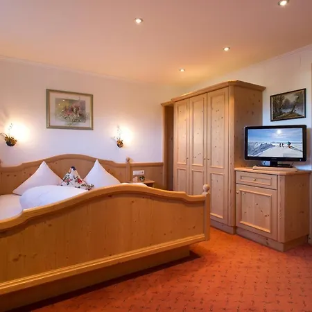 Landhaus Zauser 4* Sankt Anton am Arlberg