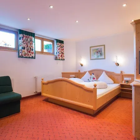 Zauser 4* 장크트안톤암아를베르크