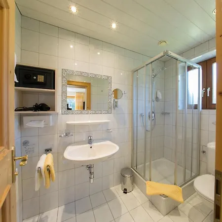 Gasthuis Zauser 4*